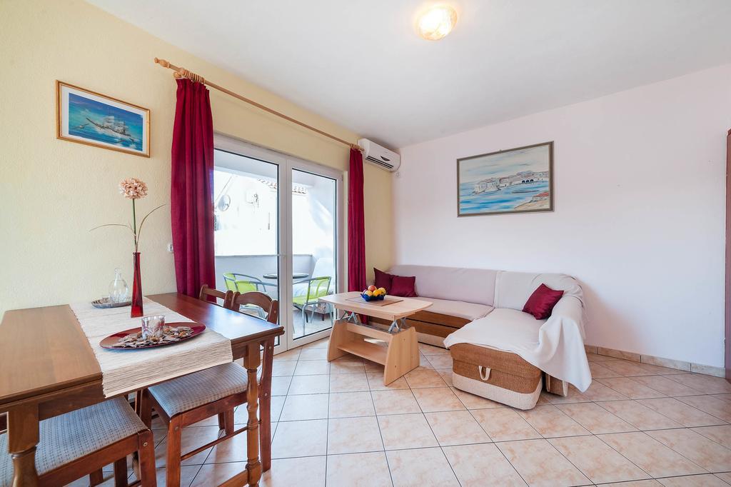 Apartments Maras Sibenik Exterior photo